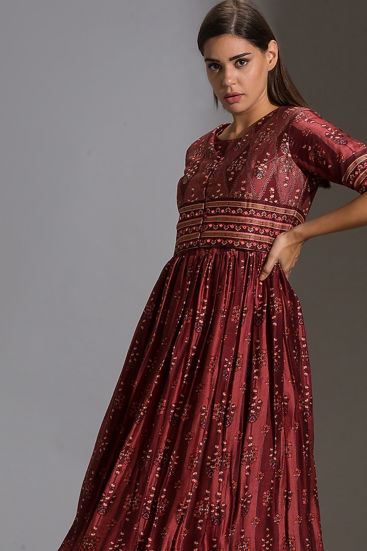 Maroon Embroidered & Printed Kurta Set by Soup by Sougat Paul at Pernia's Pop Up Shop