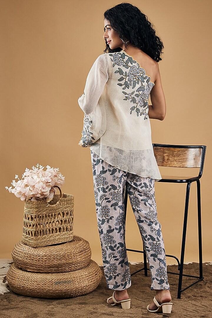 White Handloom Net & Linen Embellished Pant Set by Soup by Sougat Paul at Pernia's Pop Up Shop