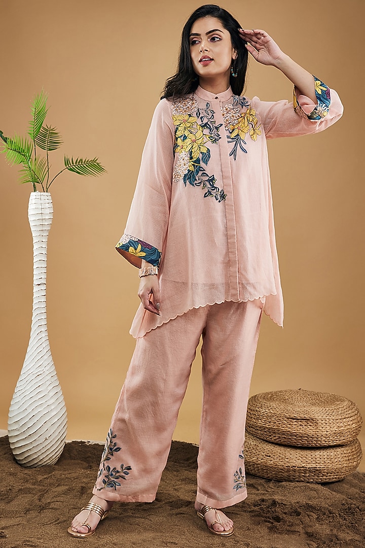Peach Handloom Cotton Co-Ord Set by Soup by Sougat Paul at Pernia's Pop Up Shop