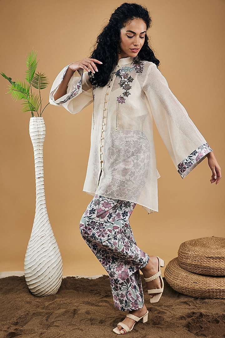 Off-White Linen & Handloom Net Co-Ord Set by Soup by Sougat Paul at Pernia's Pop Up Shop