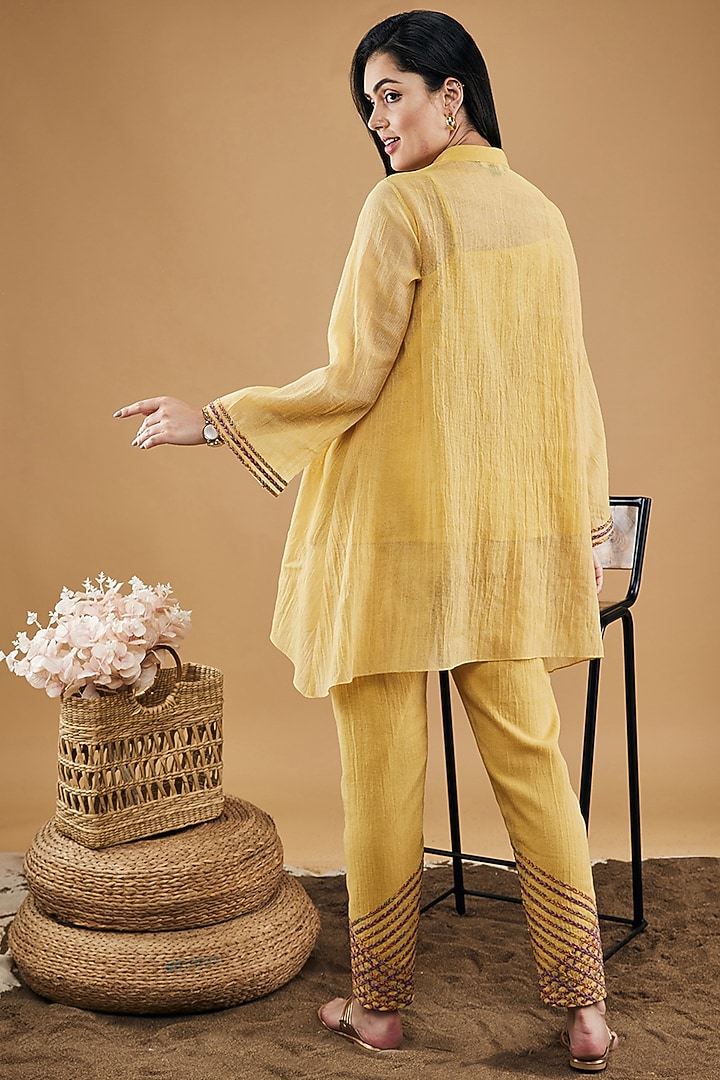 Yellow Handloom Cotton Embellished Kurta Set by Soup by Sougat Paul at Pernia's Pop Up Shop