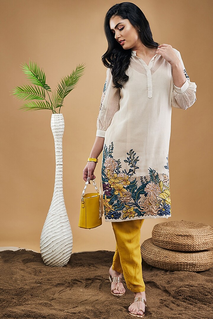 Off-White Handloom Net & Kota Cotton Kurta Set by Soup by Sougat Paul at Pernia's Pop Up Shop