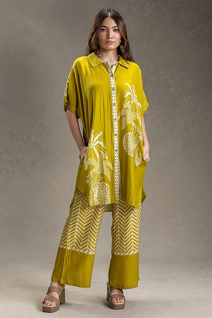 Mustard Linen Printed Kimono Tunic Set by Soup by Sougat Paul at Pernia's Pop Up Shop