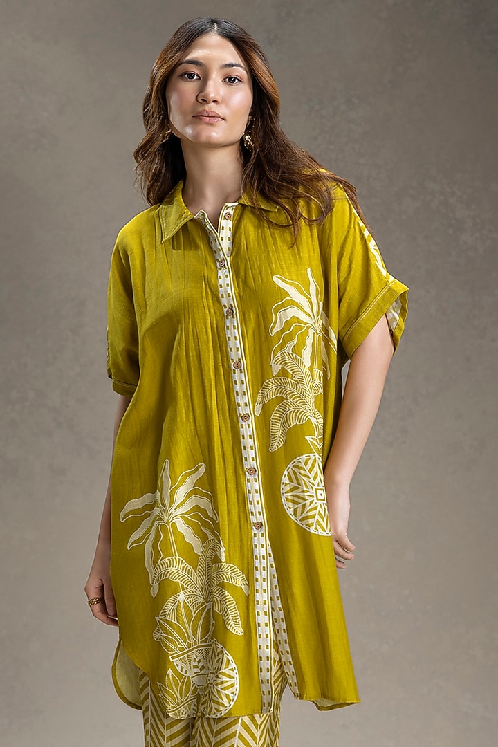 Mustard Linen Printed Kimono Tunic Set by Soup by Sougat Paul at Pernia's Pop Up Shop