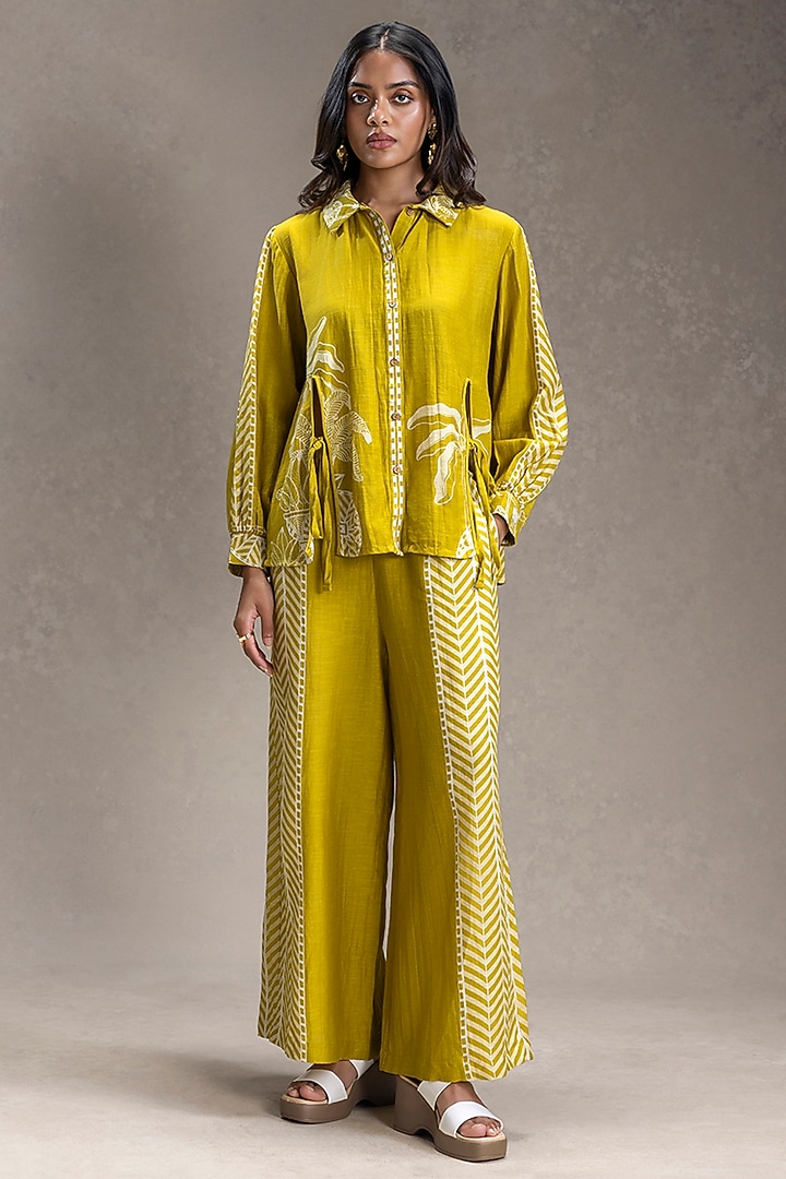 Mustard Linen Printed Co-Ord Set by Soup by Sougat Paul at Pernia's Pop Up Shop