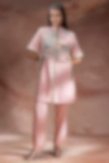 Dusky Pink Handloom Net Embroidered Kurta Set by Soup by Sougat Paul at Pernia's Pop Up Shop