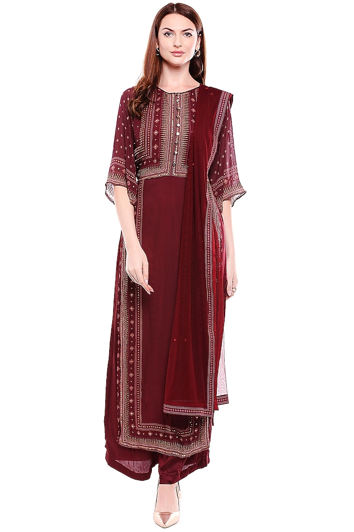 Maroon Printed & Embroidered Kurta Set by Soup by Sougat Paul at Pernia's Pop Up Shop