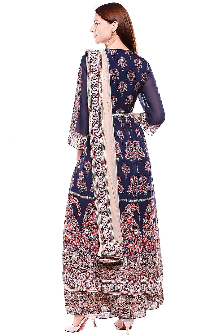 Blue Zardosi Embroidered Kurta Set by Soup by Sougat Paul at Pernia's Pop Up Shop