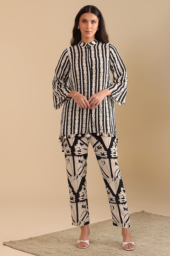 Black & White Cotton Linen Embellished Co-Ord Set by Soup by Sougat Paul at Pernia's Pop Up Shop