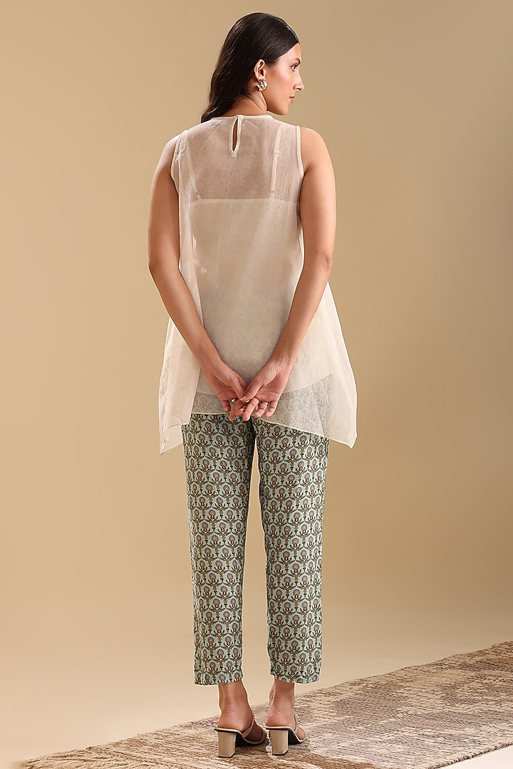 Off-White & Green Handloom Net Applique Embroidered Co-Ord Set by Soup by Sougat Paul at Pernia's Pop Up Shop