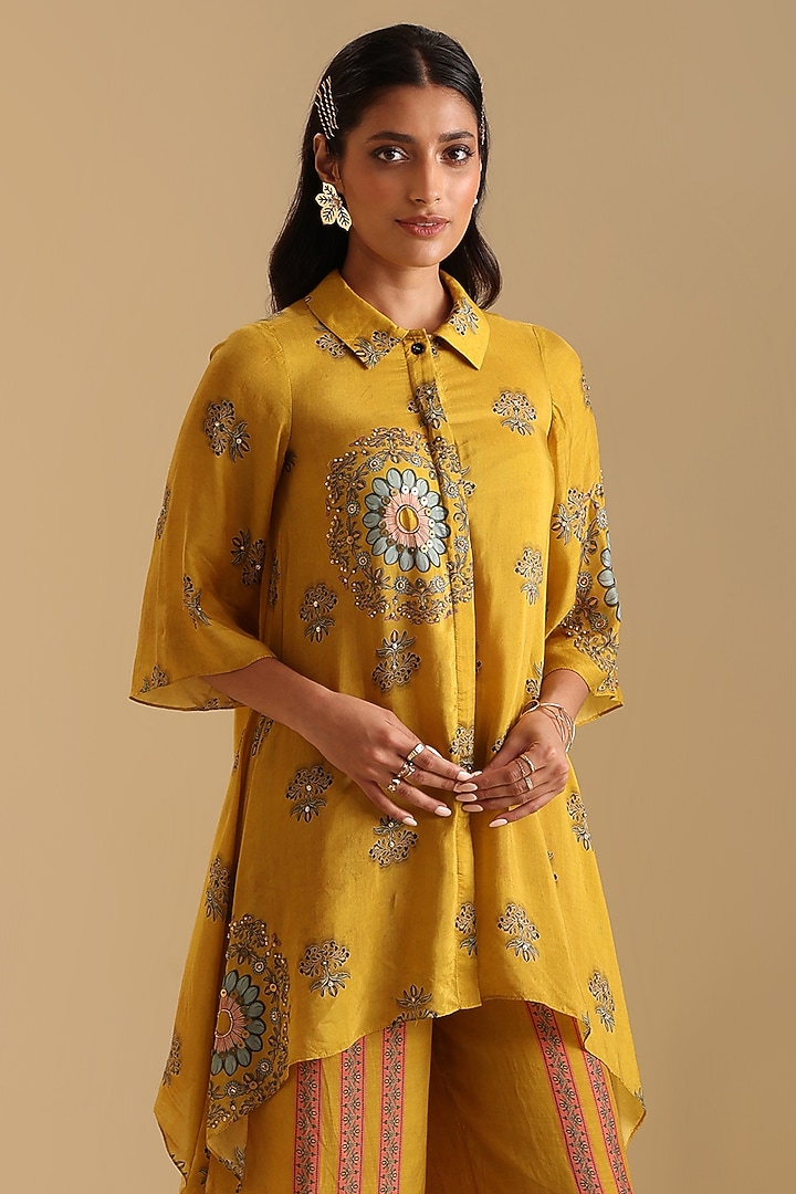 Yellow Cotton Silk Embellished Co-Ord Set by Soup by Sougat Paul at Pernia's Pop Up Shop