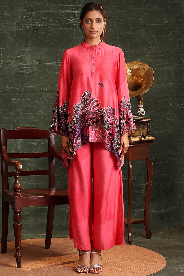 Pink Chanderi Silk Embellished Co-Ord Set by Soup by Sougat Paul at Pernia's Pop Up Shop
