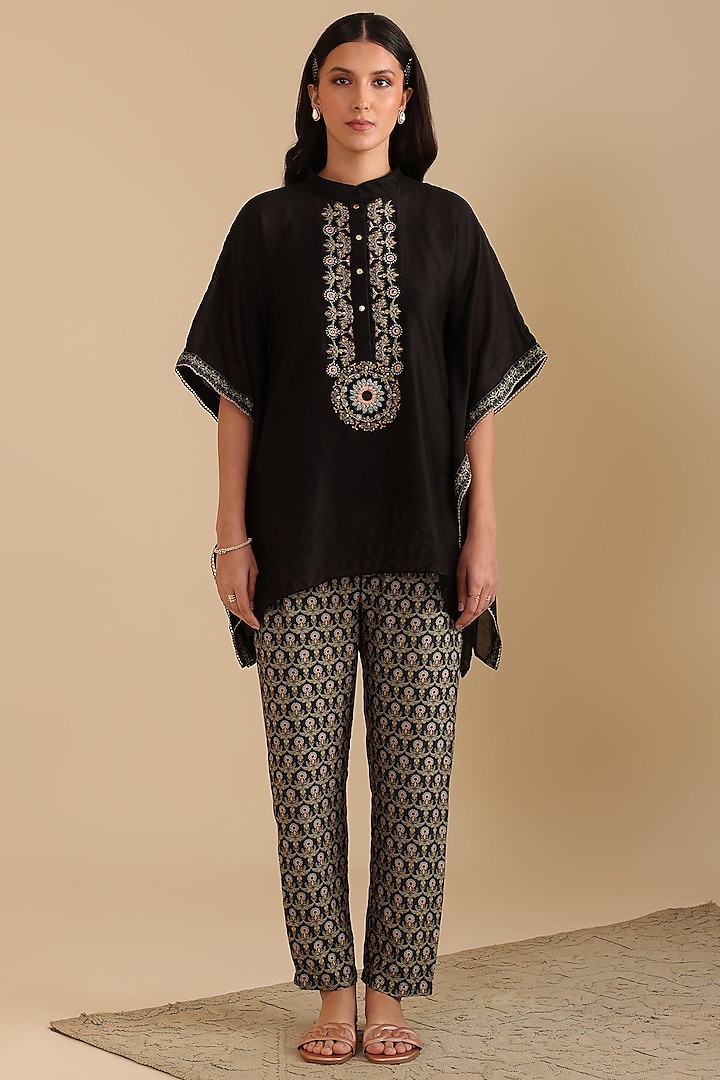 Black Chanderi Applique Embellished Kaftan Set by Soup by Sougat Paul