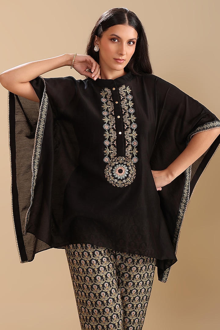 Black Chanderi Applique Embellished Kaftan Set by Soup by Sougat Paul at Pernia's Pop Up Shop