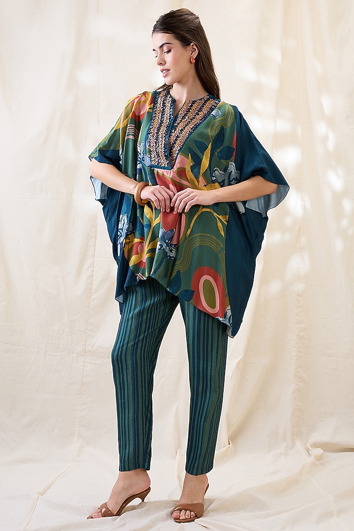 Green Chanderi Floral Embellished Co-Ord Set by Soup by Sougat Paul at Pernia's Pop Up Shop