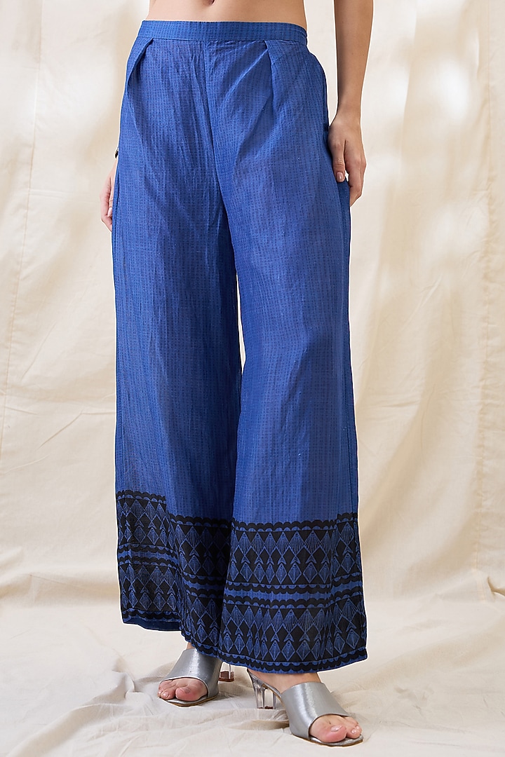 Blue Linen Embellished Co-Ord Set by Soup by Sougat Paul at Pernia's Pop Up Shop