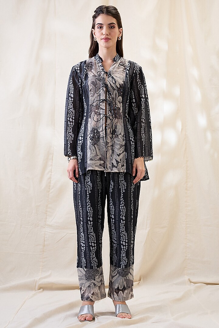 Black Linen Embellished Co-Ord Set by Soup by Sougat Paul at Pernia's Pop Up Shop