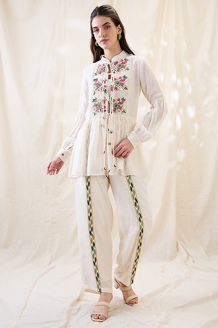 White Linen Applique Work Co-Ord Set by Soup by Sougat Paul at Pernia's Pop Up Shop