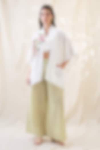 White Linen Applique Work Co-Ord Set by Soup by Sougat Paul at Pernia's Pop Up Shop