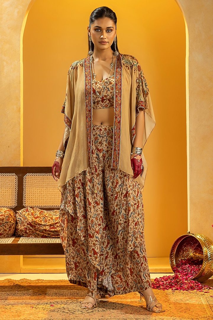 Beige Organza Cape Set by Soup by Sougat Paul at Pernia's Pop Up Shop