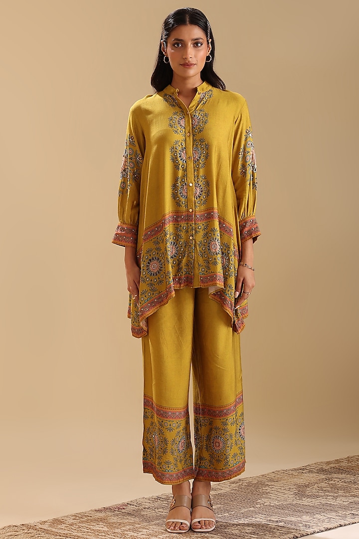 Yellow Cotton Silk Embellished Co-Ord Set by Soup by Sougat Paul at Pernia's Pop Up Shop