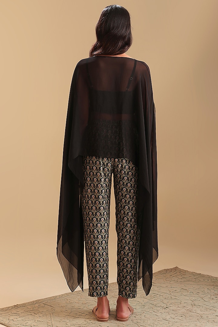 Black Organza Embroidered Cape Set by Soup by Sougat Paul at Pernia's Pop Up Shop