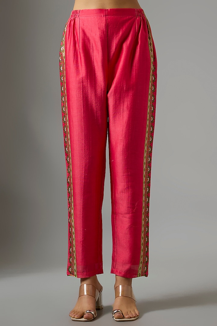 Pink Chanderi Hand Embellished Kurta Set by Soup by Sougat Paul at Pernia's Pop Up Shop