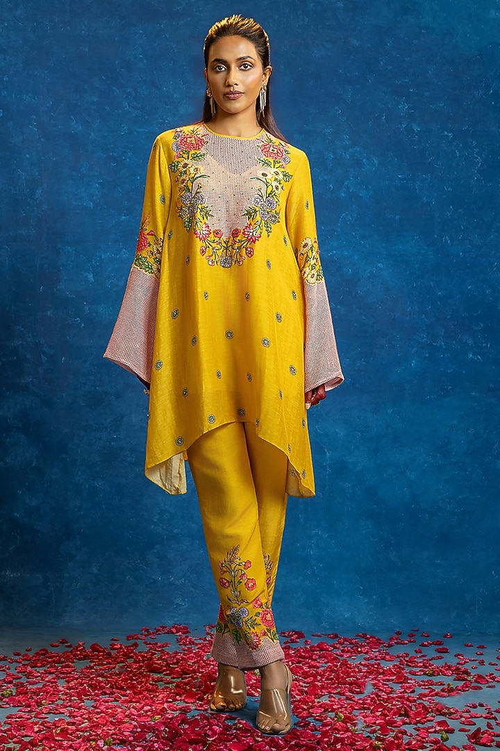 Yellow & Pink Cotton Net Color Blocked Kurta Set by Soup by Sougat Paul at Pernia's Pop Up Shop