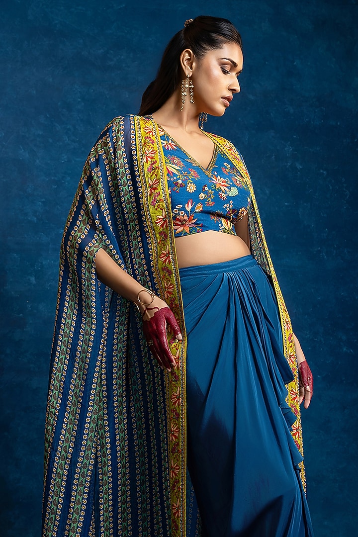 Blue Organza Cape Set by Soup by Sougat Paul at Pernia's Pop Up Shop