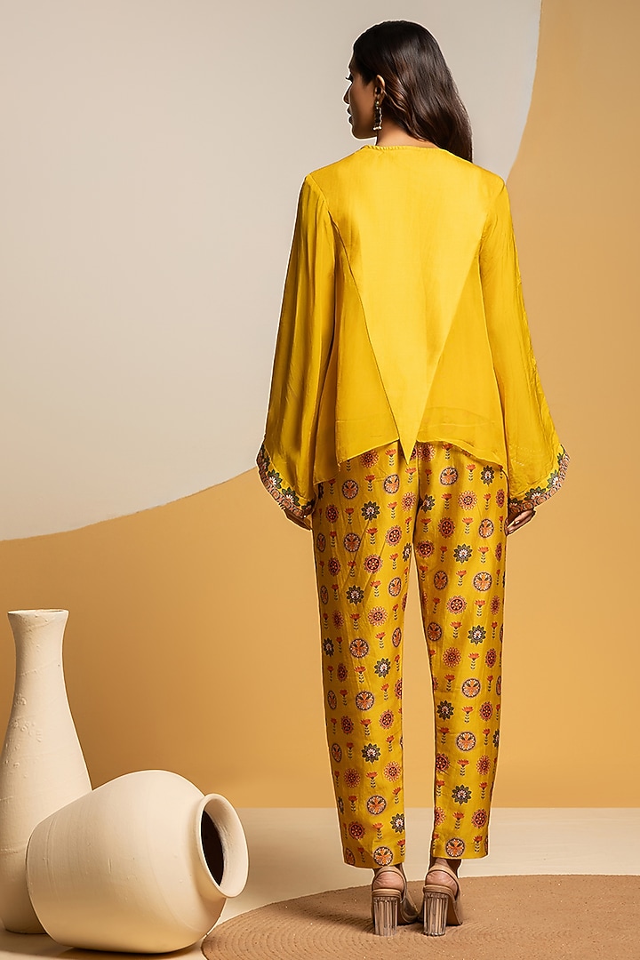 Yellow Chanderi Printed Co-Ord Set by Soup by Sougat Paul at Pernia's Pop Up Shop