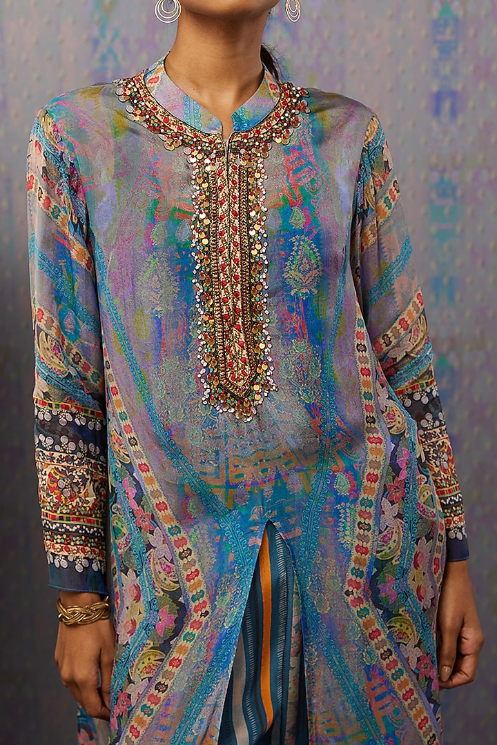 Blue Embroidered Kurta Set by Soup by Sougat Paul at Pernia's Pop Up Shop