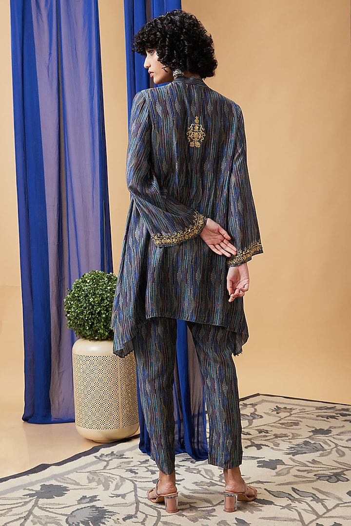 Blue Silk Embroidered Kurta Set by Soup by Sougat Paul at Pernia's Pop Up Shop