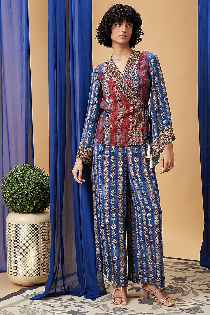 Maroon & Blue Crepe Embroidered Co-Ord Set by Soup by Sougat Paul