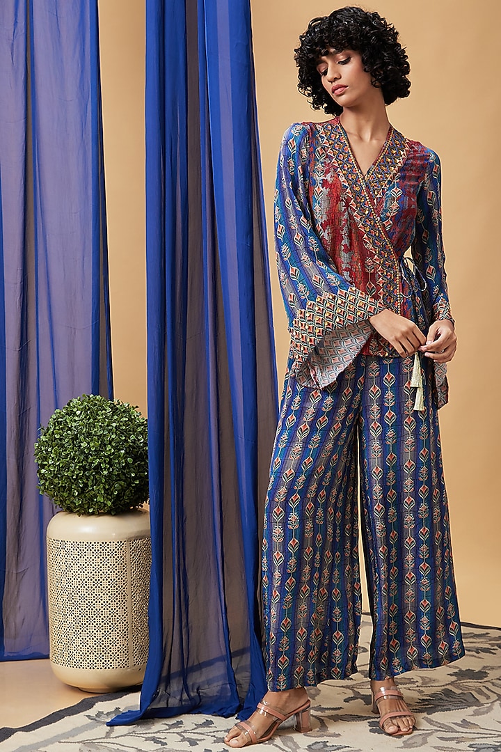 Maroon & Blue Crepe Embroidered Co-Ord Set by Soup by Sougat Paul at Pernia's Pop Up Shop