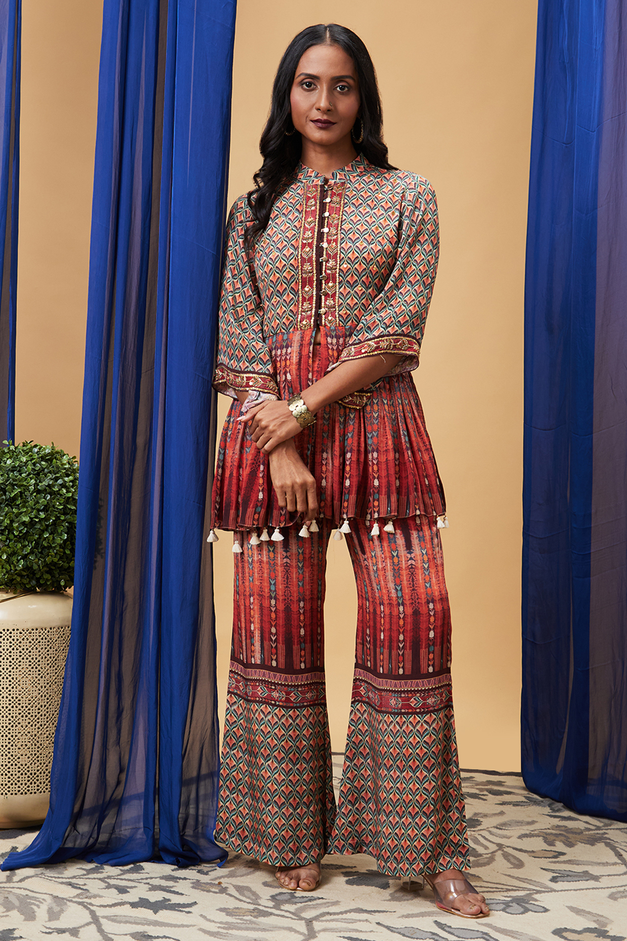 Maroon Crepe Embroidered Kurta Set by Soup by Sougat Paul at Pernia's Pop Up Shop