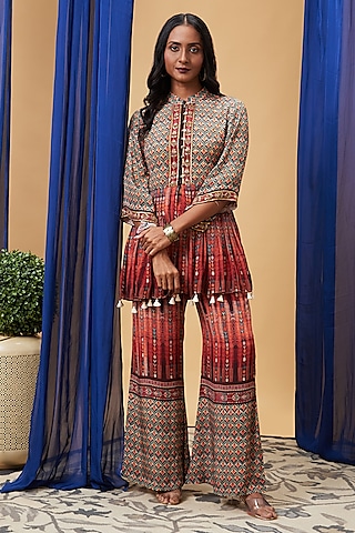 Maroon Crepe Embroidered Kurta Set by Soup by Sougat Paul