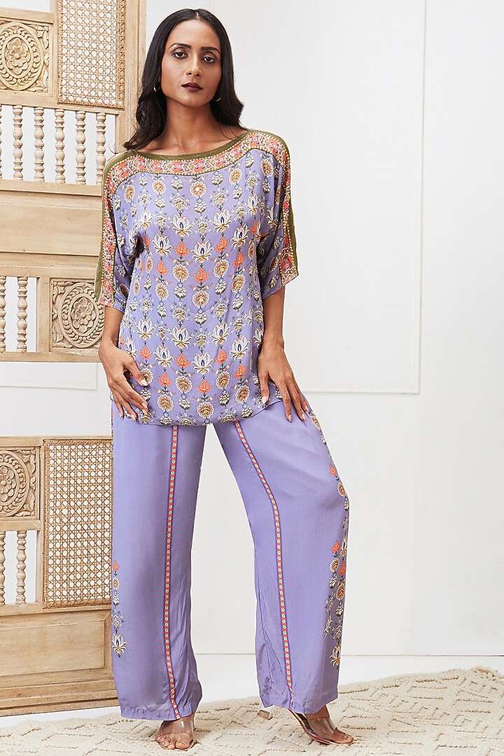 Purple Crepe Embroidered Co-Ord Set by Soup by Sougat Paul at Pernia's Pop Up Shop
