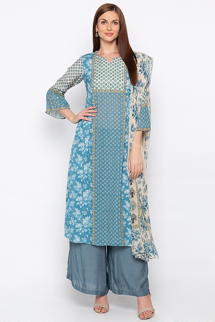 Blue & Off White Embroidered Kurta Set by Soup by Sougat Paul at Pernia's Pop Up Shop