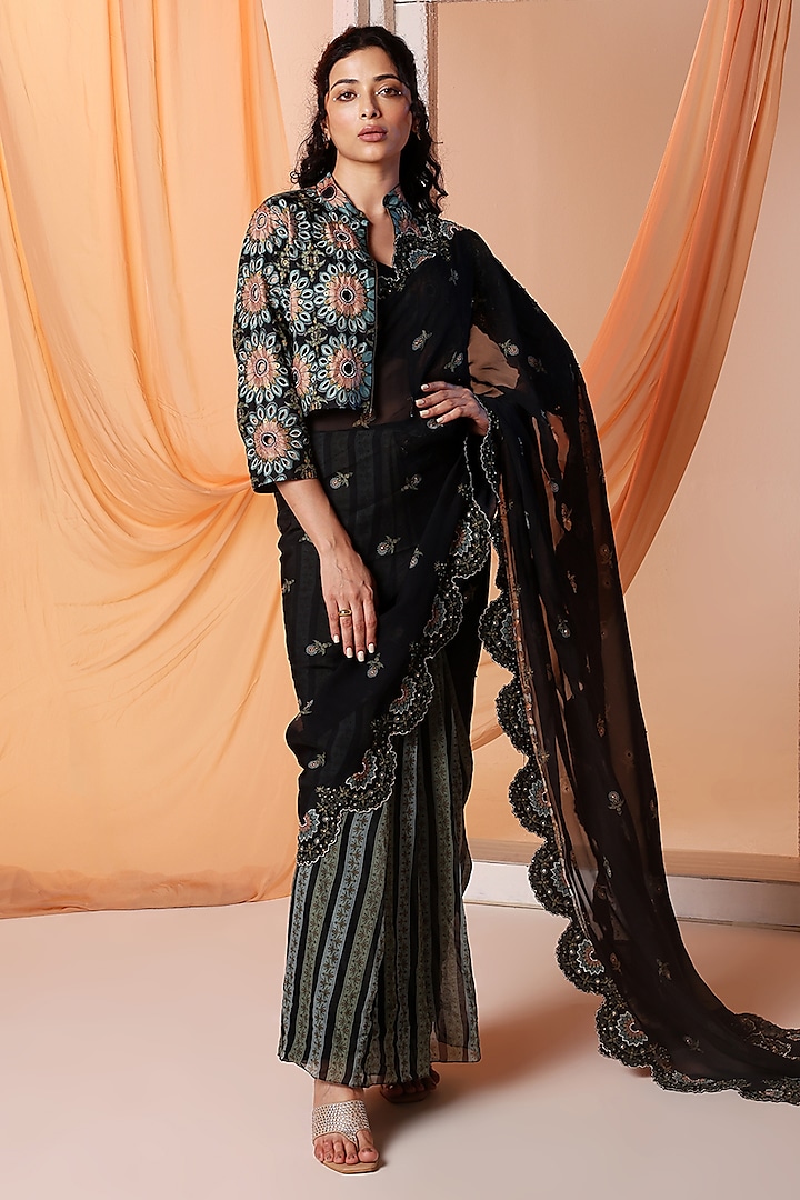 Black Organza Cutwork Embroidered Pre-Stitched Saree Set by Soup by Sougat Paul