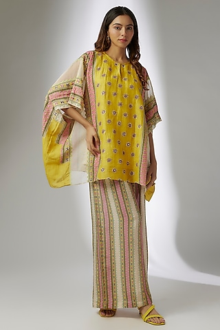 Yellow Linen Cotton Applique Work Co-Ord Set by Soup by Sougat Paul