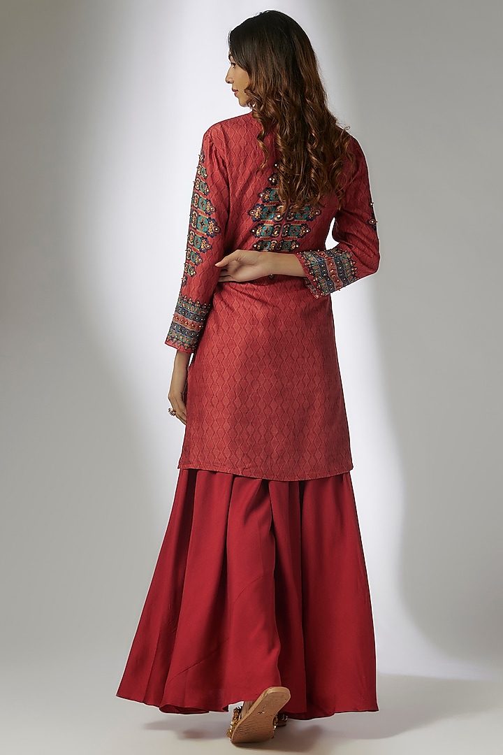 Red Silk Hand Embroidered Kurta Set by Soup by Sougat Paul at Pernia's Pop Up Shop