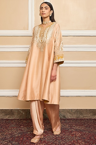 Pink Silk Chanderi Embroidered Kurta Set by Sheetal Batra