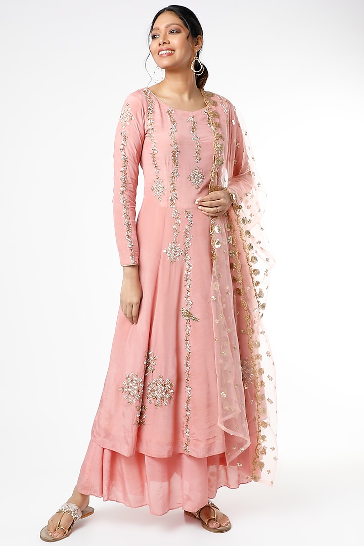 Salmon Peach Gota Patti Embroidered Flared Anarkali Set by Scarlet by Shruti Jamaal