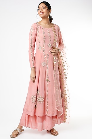 Salmon Peach Gota Patti Embroidered Flared Anarkali Set by Scarlet by Shruti Jamaal