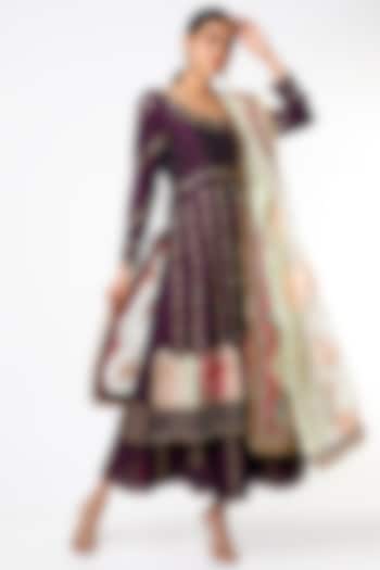 Purple Hand Embroidered Anarkali Set by Scarlet by shruti Jamaal