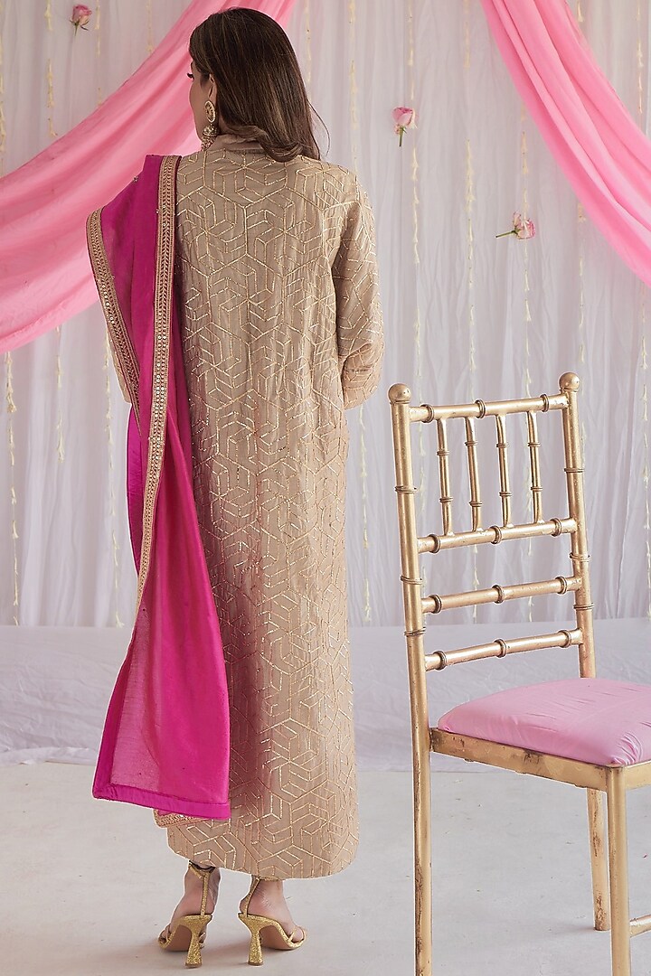 Pearl Beige Chanderi Kaftan Set by Shorshe Clothing at Pernia's Pop Up Shop