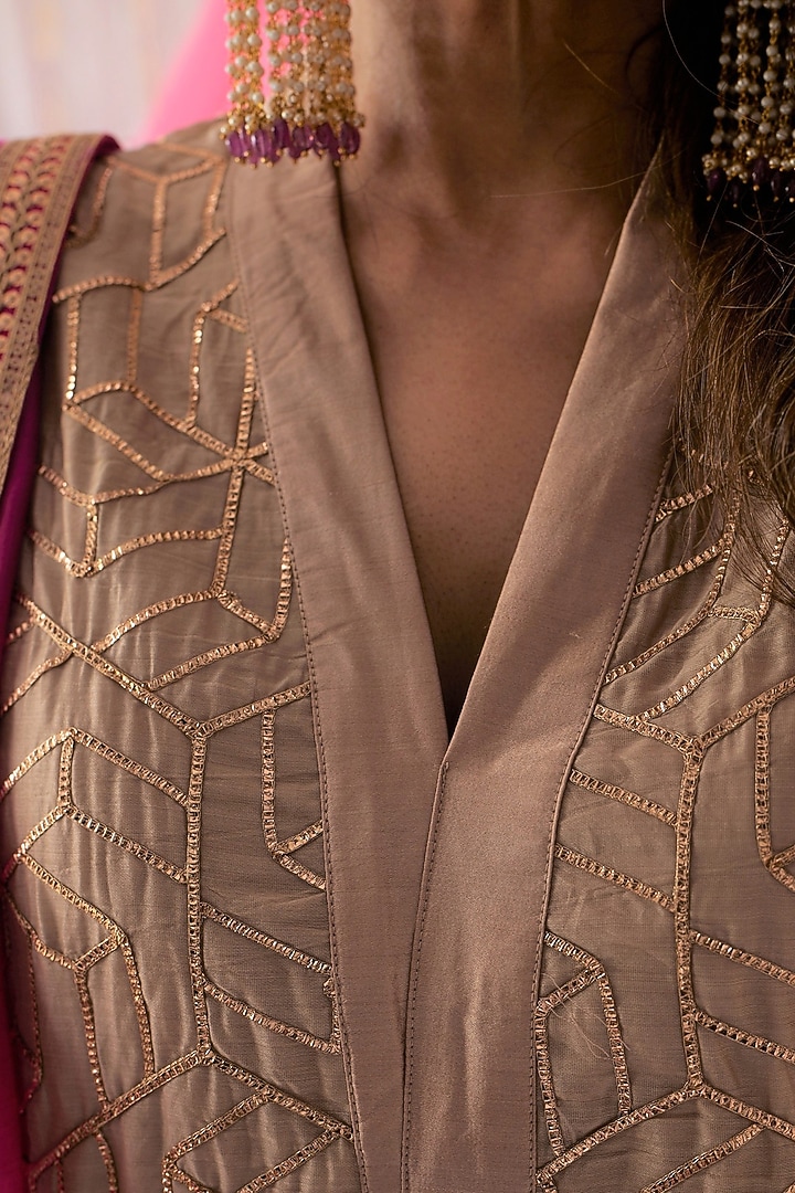 Pearl Beige Chanderi Kaftan Set by Shorshe Clothing at Pernia's Pop Up Shop