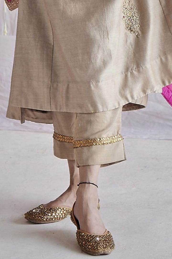 Pearl Beige Embroidered Kurta Set by Shorshe Clothing at Pernia's Pop Up Shop