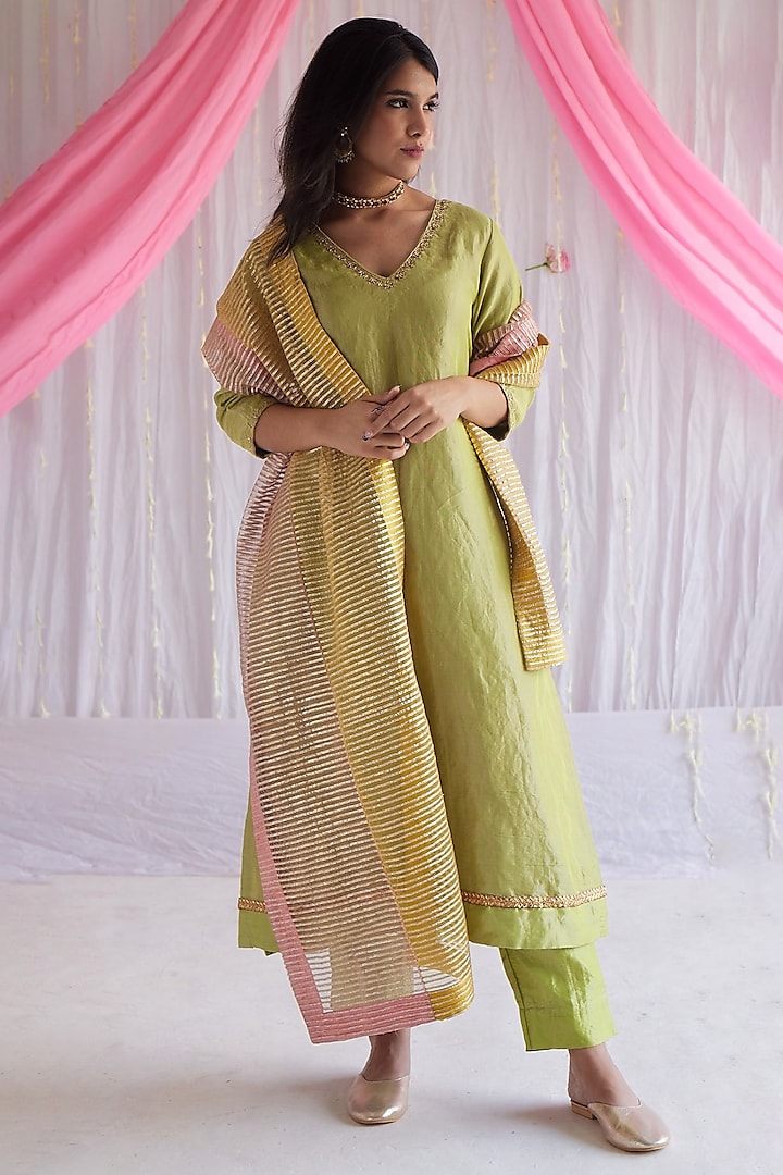 Citrus Green Hand Embroidered Kurta Set by Shorshe Clothing