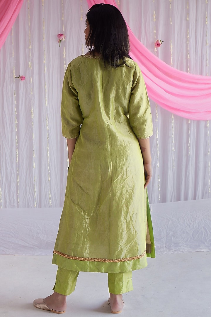 Citrus Green Hand Embroidered Kurta Set by Shorshe Clothing at Pernia's Pop Up Shop